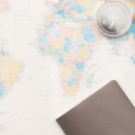 održivo putovanje mapa karta putovnica kompas